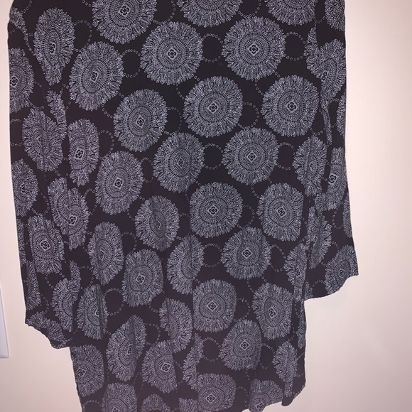 Top - Picture 3 of 3